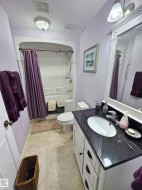 Full bathroom with a tub/shower combination - 
