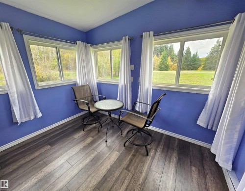 Interior Guest House - 9131 Township Road 554, Rural St. Paul County, AB 