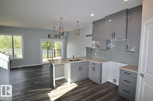 4916 47 Street  , Redwater, AB T0A 2W0 4