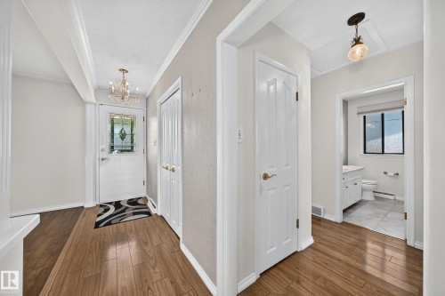 8816 131A Avenue Nw, Edmonton, AB 