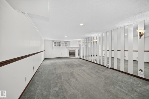8816 131A Avenue Nw, Edmonton, AB 
