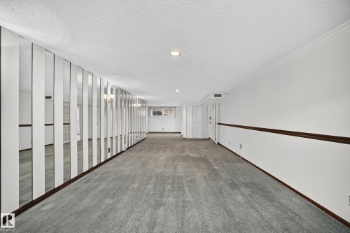 8816 131A Avenue Nw, Edmonton, AB 