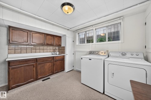 8816 131A Avenue Nw, Edmonton, AB 