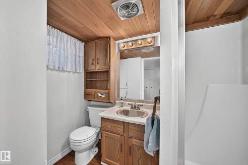8816 131A Avenue Nw, Edmonton, AB 