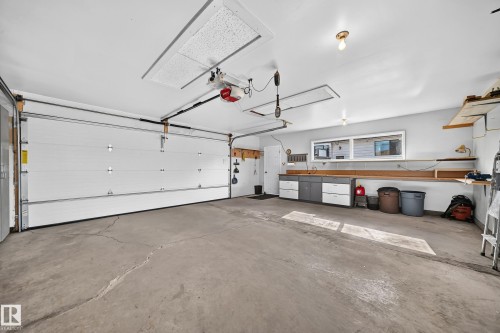 8816 131A Avenue Nw, Edmonton, AB 
