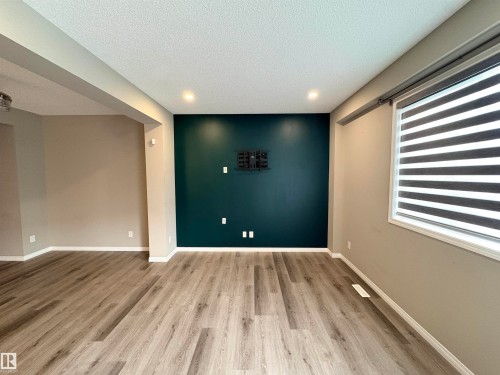 #30 2072 WONNACOTT WY SW SW , Edmonton, AB T6X 2V7 4