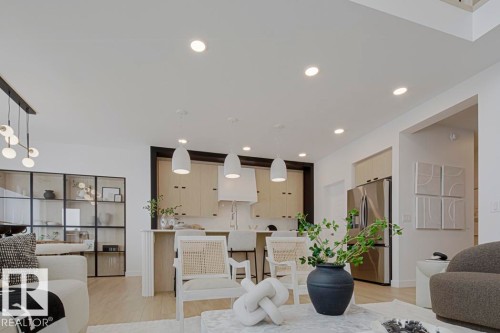 18708 19 Avenue Nw, Edmonton, AB 