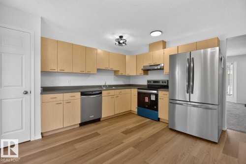 #18 15128 22 St Nw, Edmonton, AB 