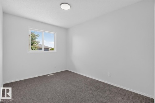 #18 15128 22 St Nw, Edmonton, AB 