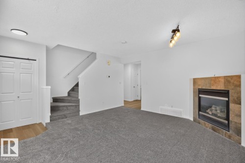 #18 15128 22 St Nw, Edmonton, AB 