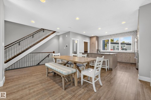 8922 77 Avenue Nw, Edmonton, AB 