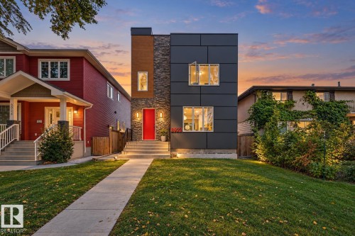 8922 77 Avenue Nw, Edmonton, AB 