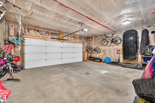 8922 77 Avenue Nw, Edmonton, AB 