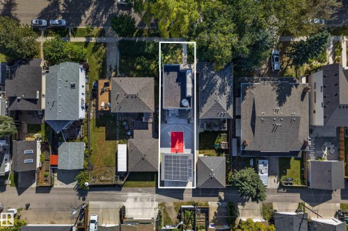 8922 77 Avenue Nw, Edmonton, AB 