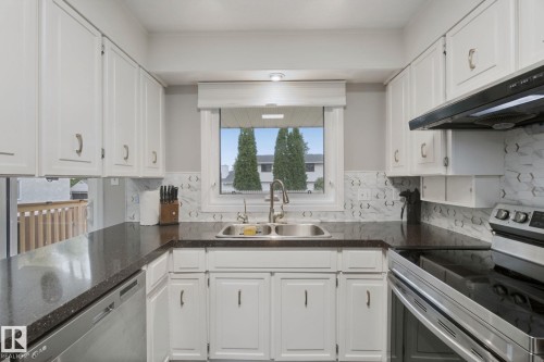 18525 86A Avenue Nw, Edmonton, AB 