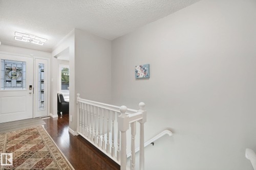 18525 86A Avenue Nw, Edmonton, AB 