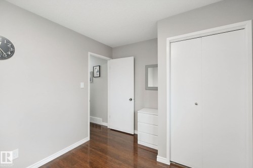 18525 86A Avenue Nw, Edmonton, AB 