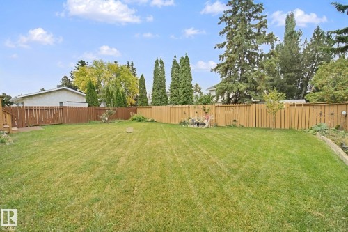 18525 86A Avenue Nw, Edmonton, AB 