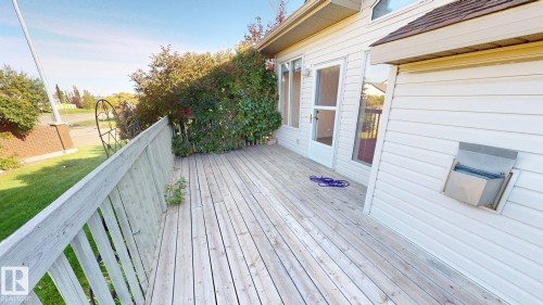 #323 Ravine Villas, Leduc, AB 