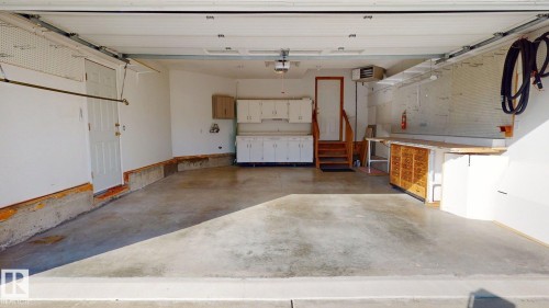 #323 Ravine Villas, Leduc, AB 