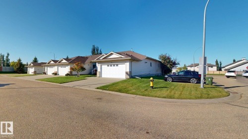#323 Ravine Villas, Leduc, AB 