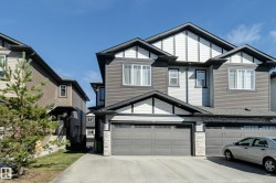 #32 1703 16 AV NW NW  Edmonton, AB T6T 2C3