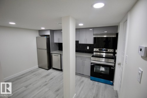 #BSMT 1929 DAVIDSON WD SW SW , Edmonton, AB T6W 3J4 4