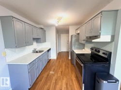 #207 7815 159 ST NW NW Edmonton, AB T5R 2E1