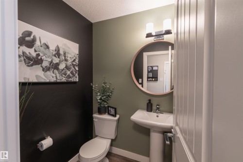 565 Chappelle Drive Sw, Edmonton, AB 