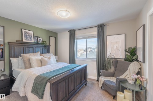 565 Chappelle Drive Sw, Edmonton, AB 