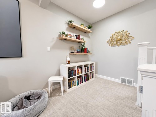8431 Sloane Crescent Nw, Edmonton, AB 