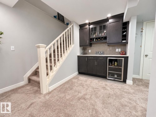 8431 Sloane Crescent Nw, Edmonton, AB 