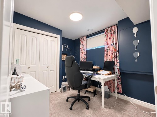 8431 Sloane Crescent Nw, Edmonton, AB 