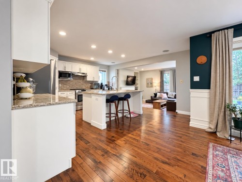 8431 Sloane Crescent Nw, Edmonton, AB 