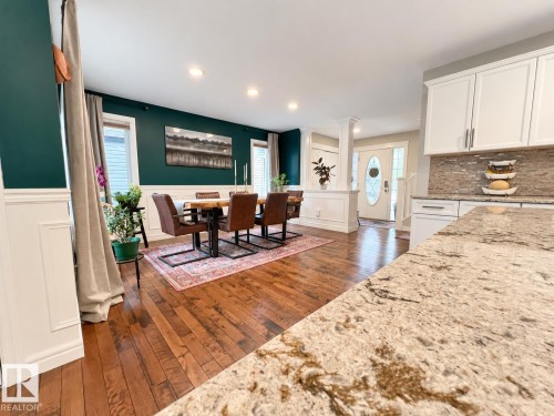 8431 Sloane Crescent Nw, Edmonton, AB 