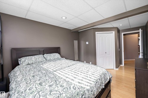 3019 33 Avenue Nw, Edmonton, AB 