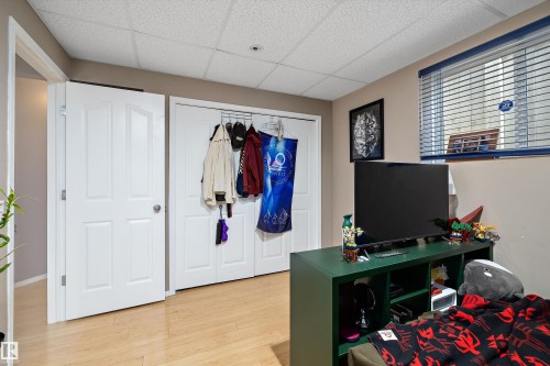 3019 33 Avenue Nw, Edmonton, AB 