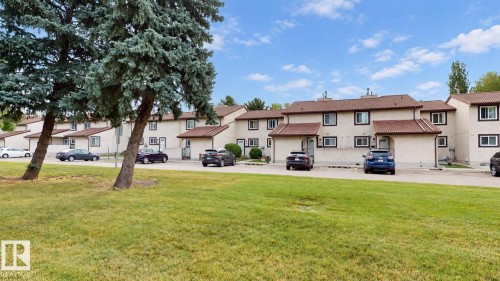 3637 30 Avenue Nw, Edmonton, AB 