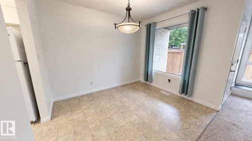 3637 30 Avenue Nw, Edmonton, AB 