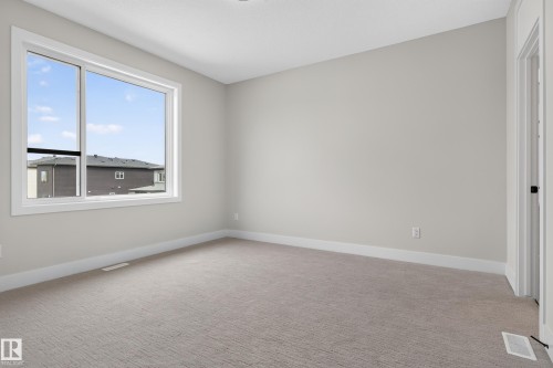 7662 Kimiwan Crescent Sw, Edmonton, AB 