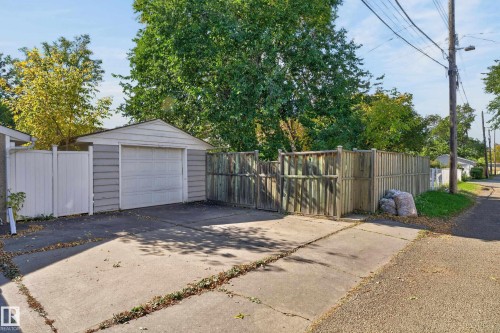 13636 122 Avenue Nw, Edmonton, AB 