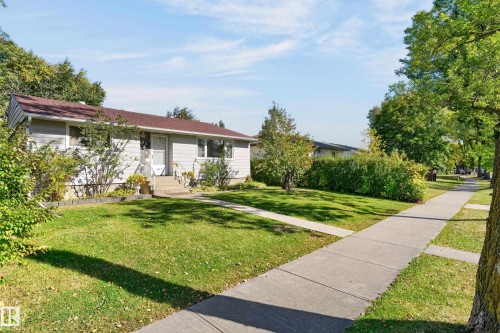 13636 122 Avenue Nw, Edmonton, AB 