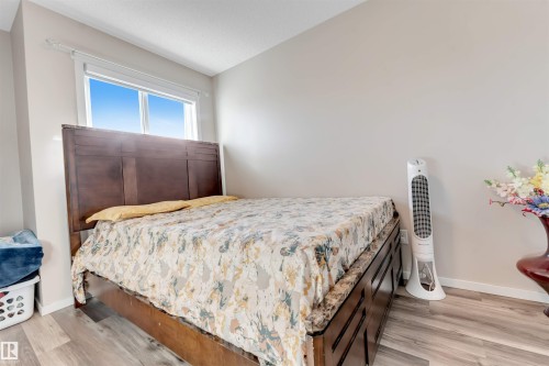 2870 Maple Way Nw, Edmonton, AB 