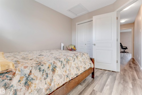 2870 Maple Way Nw, Edmonton, AB 