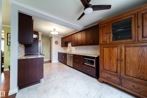 #5 11111 26 Av Nw, Edmonton, AB 