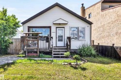 11722 81 Street NW Edmonton, AB T5B 2S4