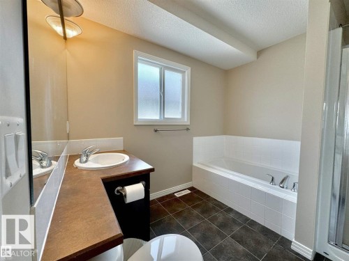 16246 48 Street Nw, Edmonton, AB 