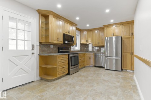 13028 134 Street Nw, Edmonton, AB 