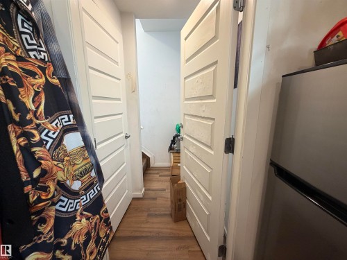 Wood-finish flooring throughout - 11442 82 Street Nw, Edmonton, AB 