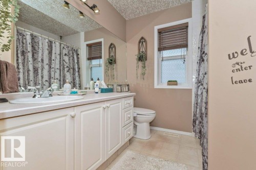 16532 75 Street Nw, Edmonton, AB 
